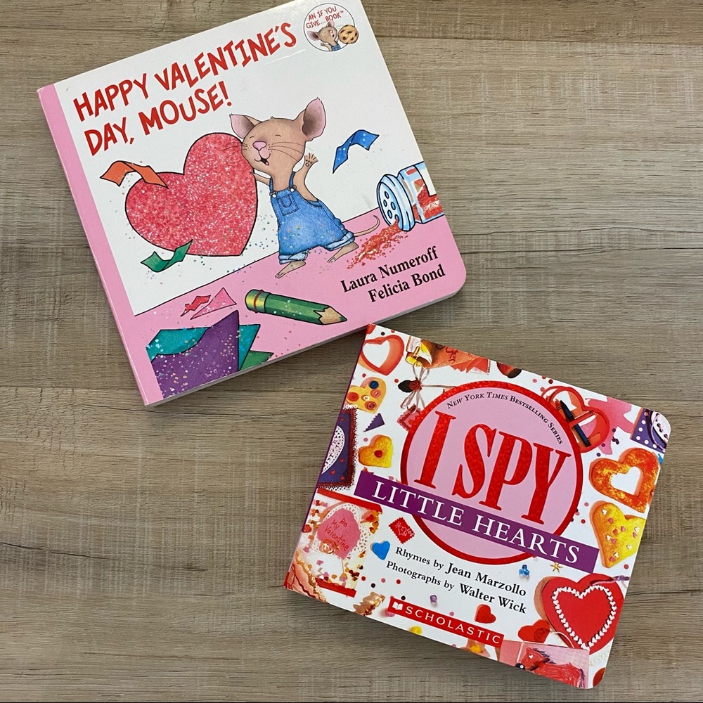 Set of 2 Valentines Day Books
